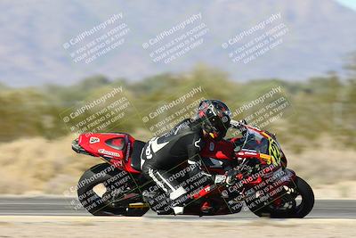 media/Dec-04-2025-Racers Edge (Thu) [[5ebc9f124d]]/3-B Group/5-Session 2 Turn 2 inside Speed Pans/